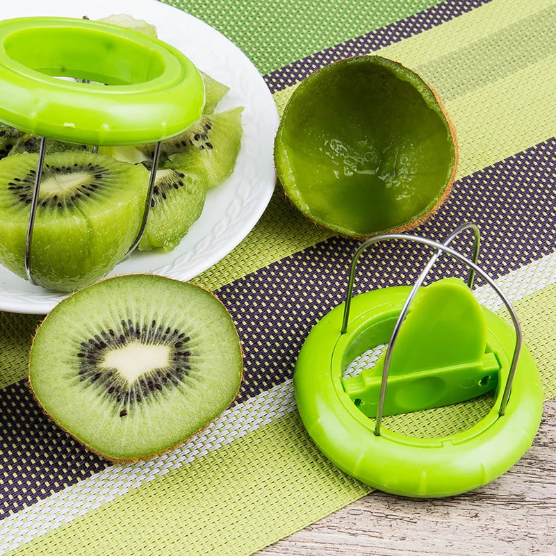 Detachable Kiwi Cutter